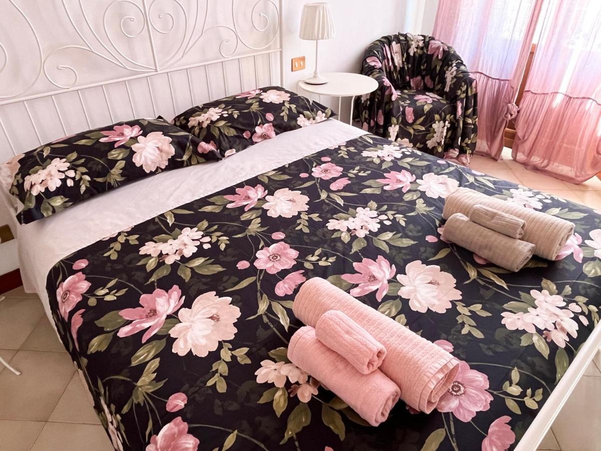 Villetta Stile Liberty A Marina Di Pisa Eksteriør bilde